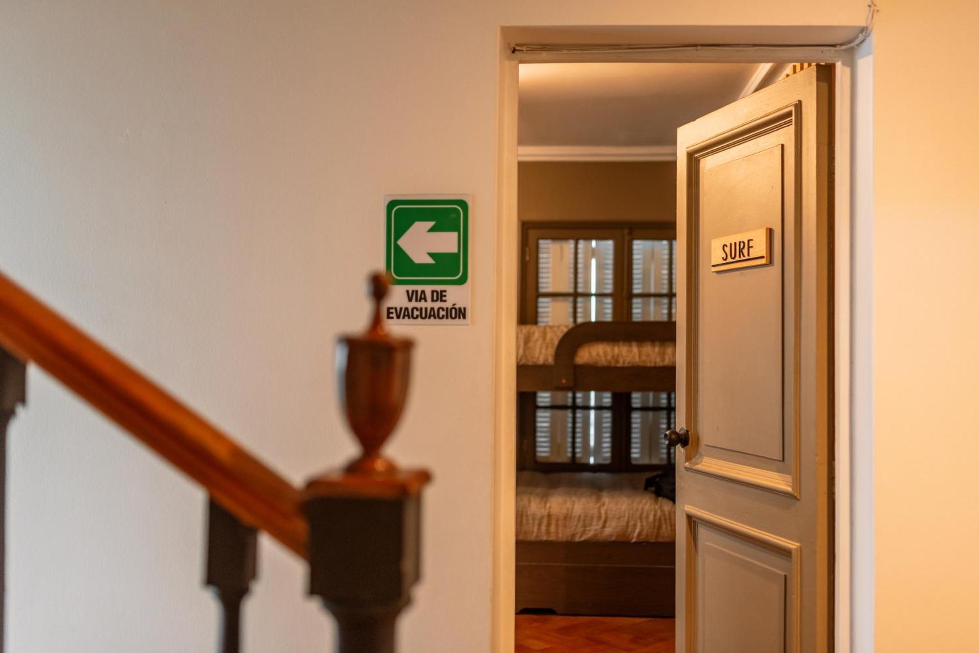 Yogi Hostels Santiago Ngoại thất bức ảnh