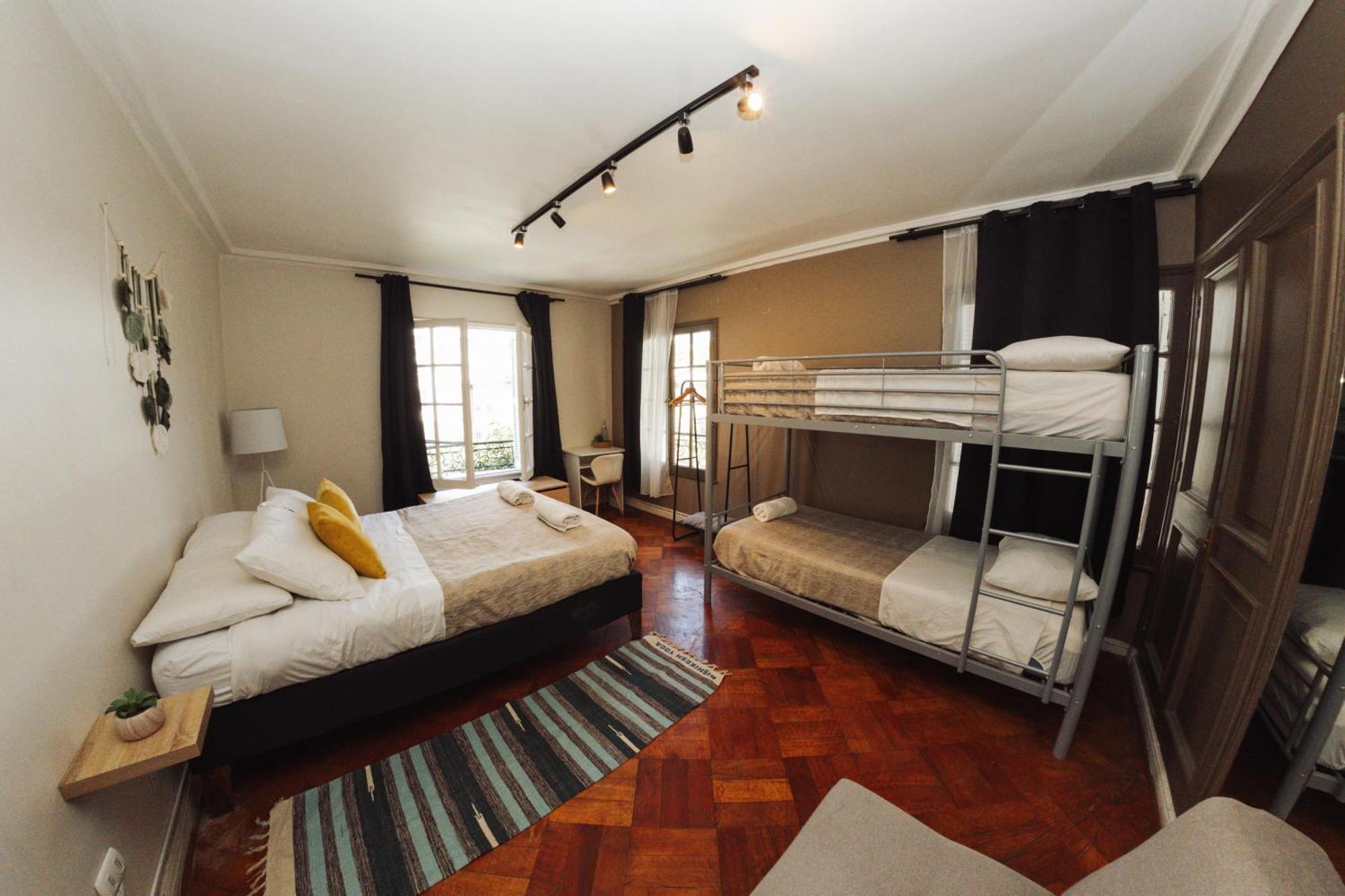 Yogi Hostels Santiago Ngoại thất bức ảnh